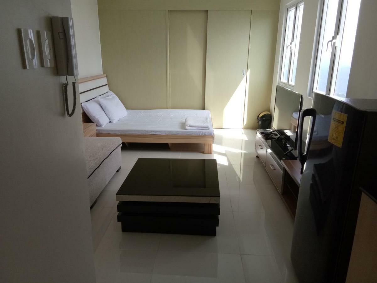 Taal Lake View Wind Residences By Smco Tagaytay City Exterior photo