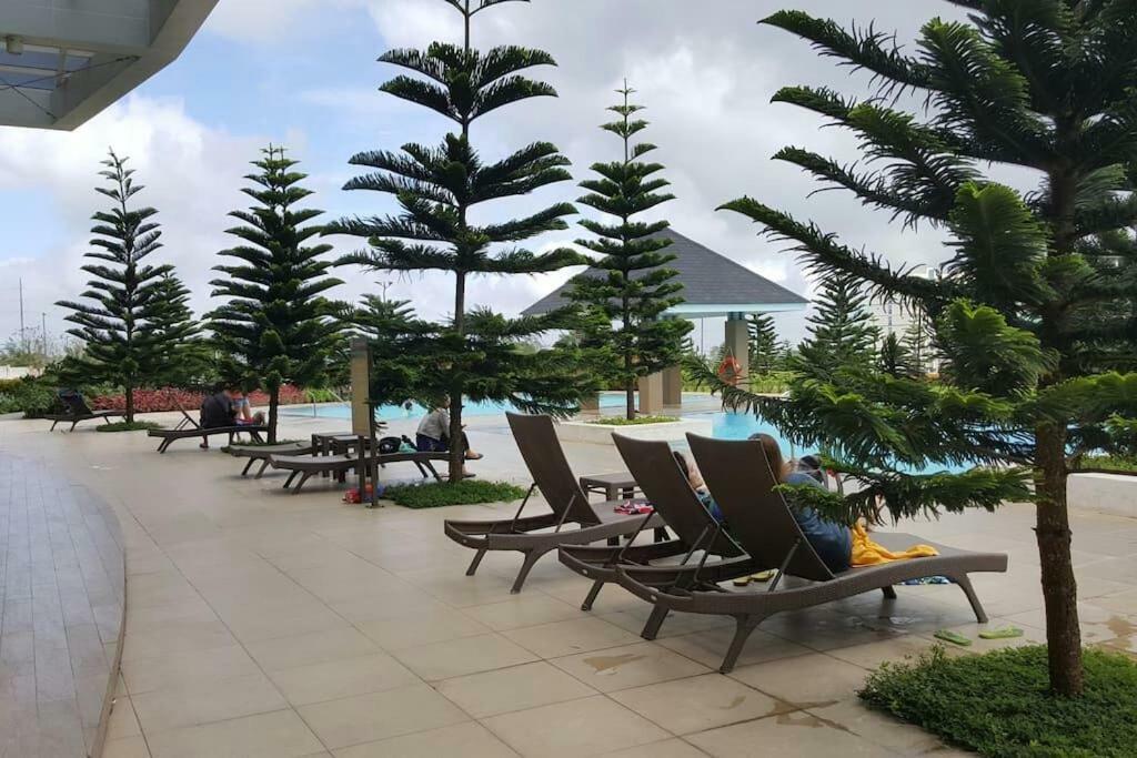 Taal Lake View Wind Residences By Smco Tagaytay City Exterior photo