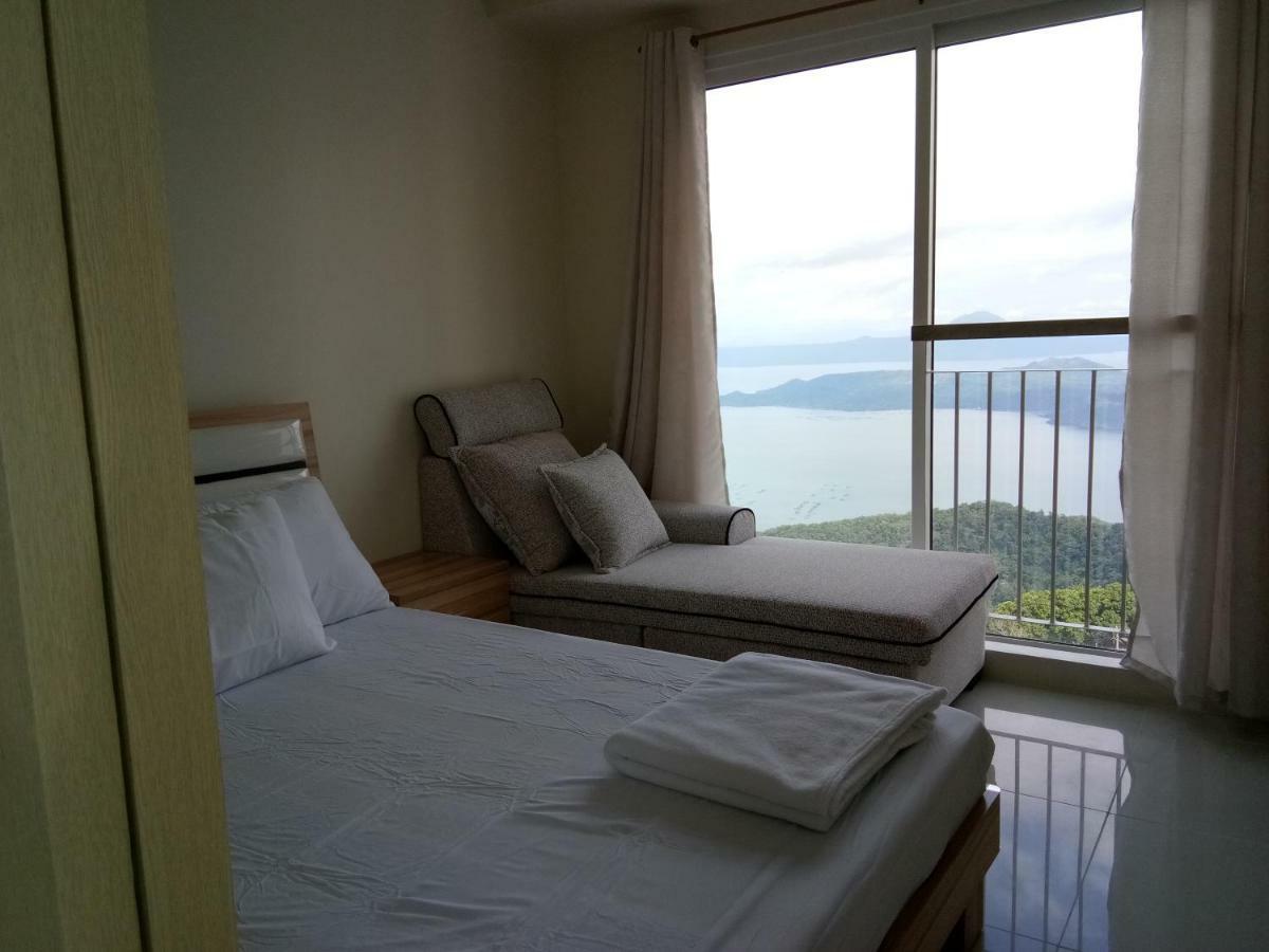 Taal Lake View Wind Residences By Smco Tagaytay City Exterior photo